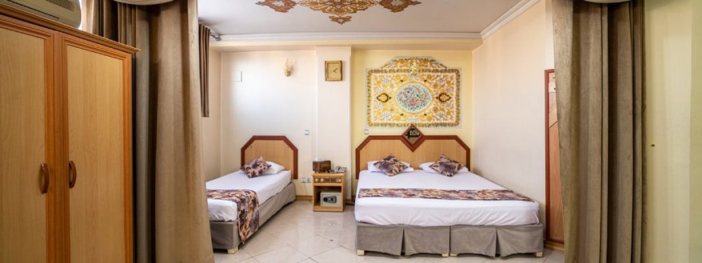 اتاق سه تخته هتل صفوی اصفهان